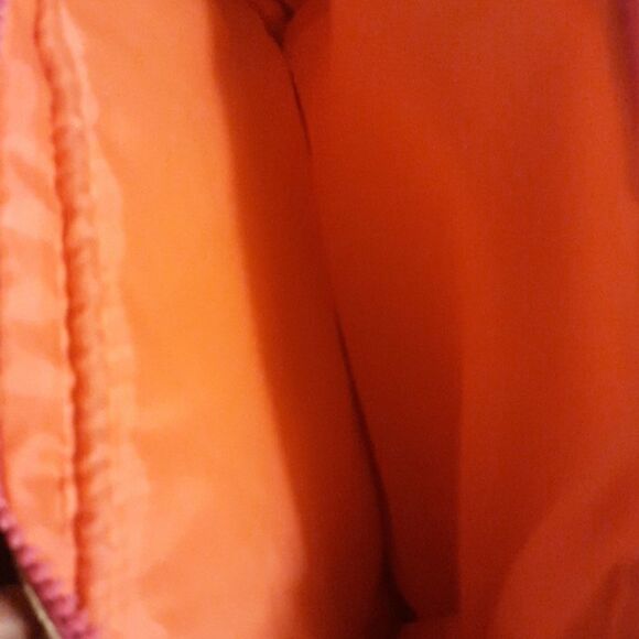 London Soho NewYork Beauty Bag - Picture 3 of 4